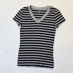 💙🩶Tommy Hilfiger Striped Navy and Gray Pull-over T-Shirt